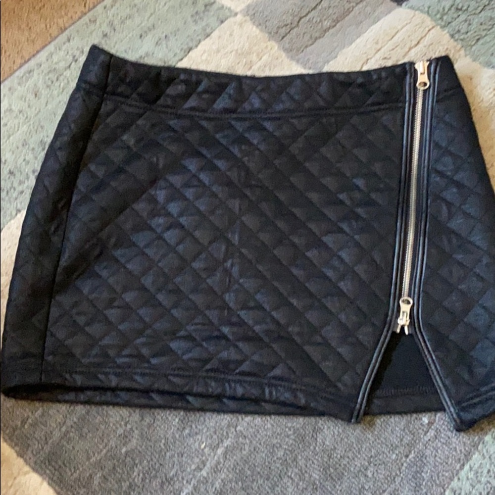 Ladies skirt